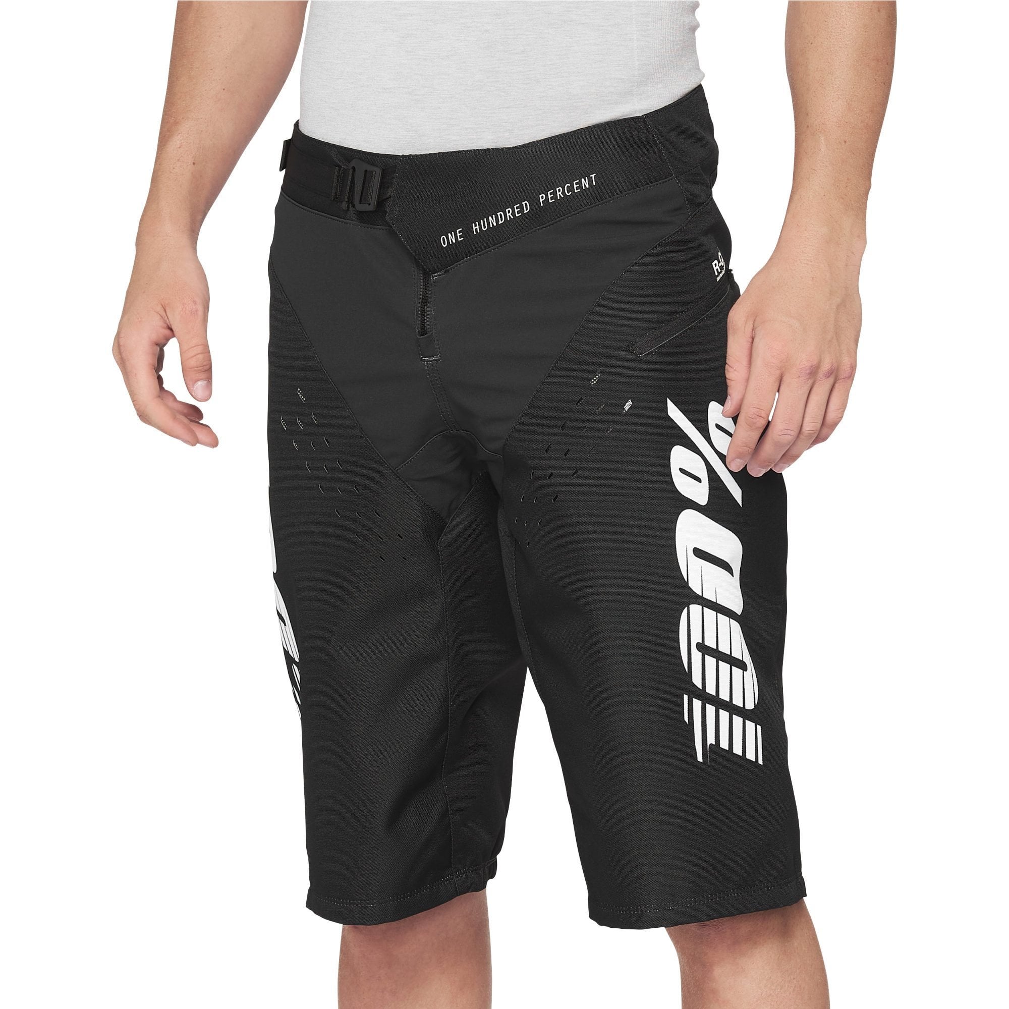 100% R-Core Shorts 2021